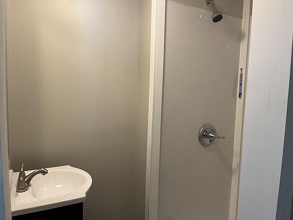 5th image of 60 E La Salle St #B