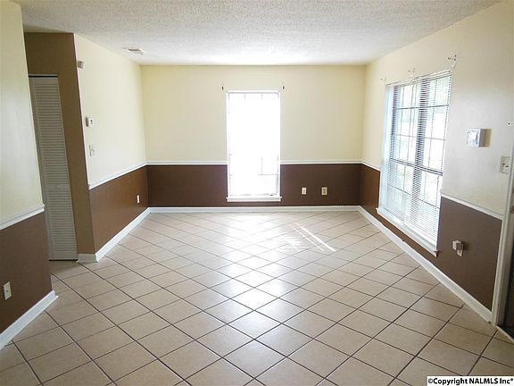 3rd image of 108 Westscott Dr #A