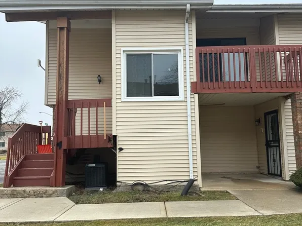 711 Driftwood Ct #1, University Park, IL 60484