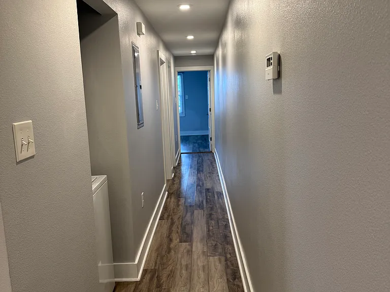 255 Papworth Ave — Photo 9