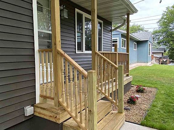 2nd image of 1503 Norway Ave