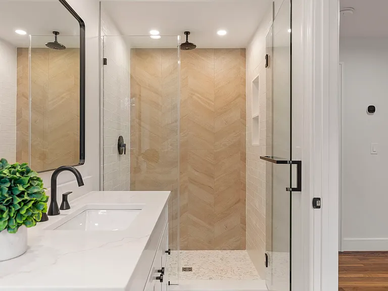52 Curtis Rd — Photo 17