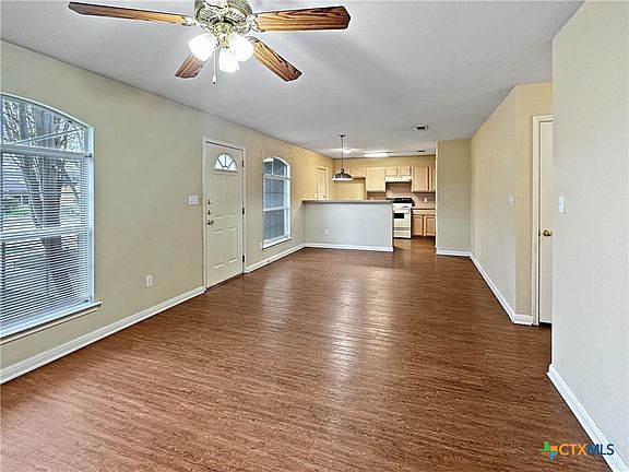 4th image of 3013 & 3015 Pine Valley Dr