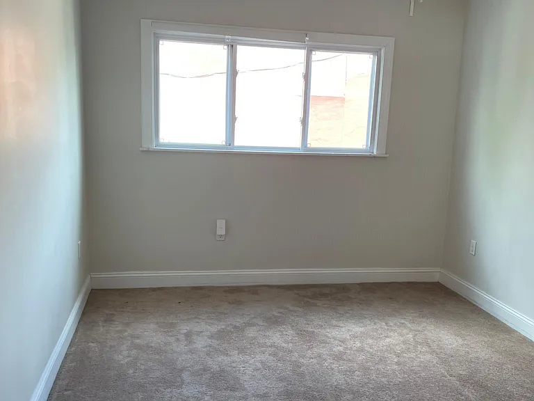 5623 Hays St — Photo 12