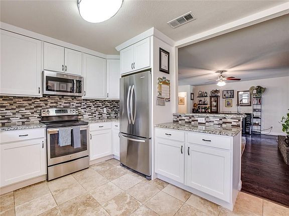 4th image of 10021 Dale Crest Dr