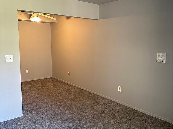 5th image of 43780 Freeway Dr #90