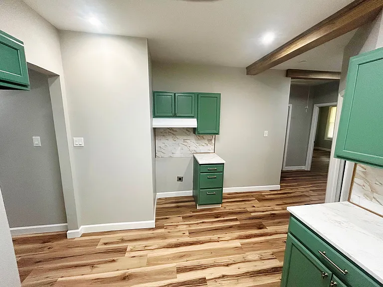 890 Maury St — Photo 16