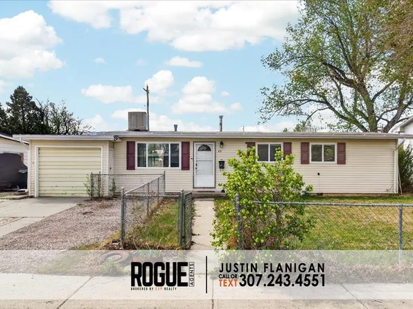 45 Gardenia St, Casper, WY 82604