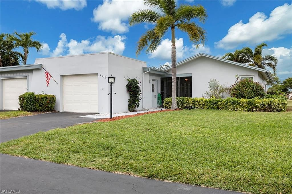 3339 Boca Ciega DR #D11