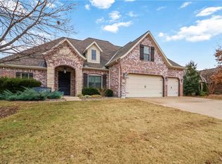 6405 S 37th St, Rogers, AR 72758