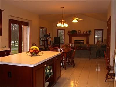 4th image of 3797 Fernwood Ct