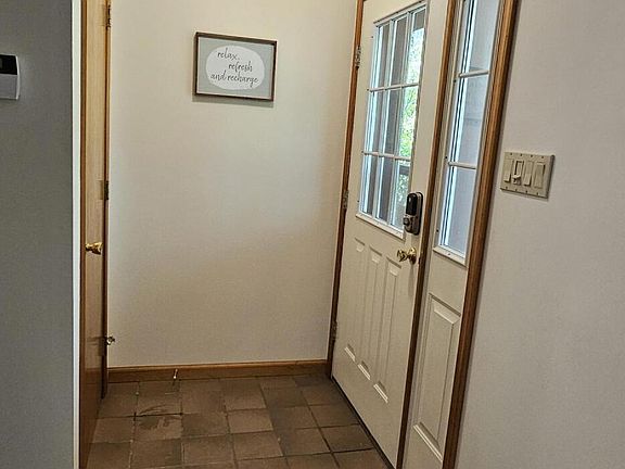 2nd image of 115 Evergreen Ln
