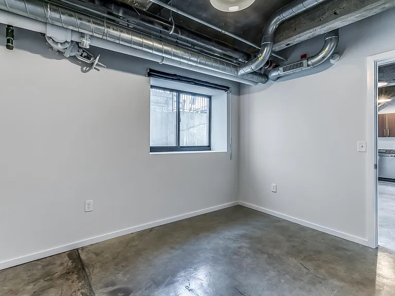 Brown Street Lofts — Photo 11