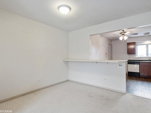 5th image of 9428 Bay Colony Dr APT 3S