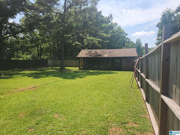 4th image of 2262 Smokey Rd