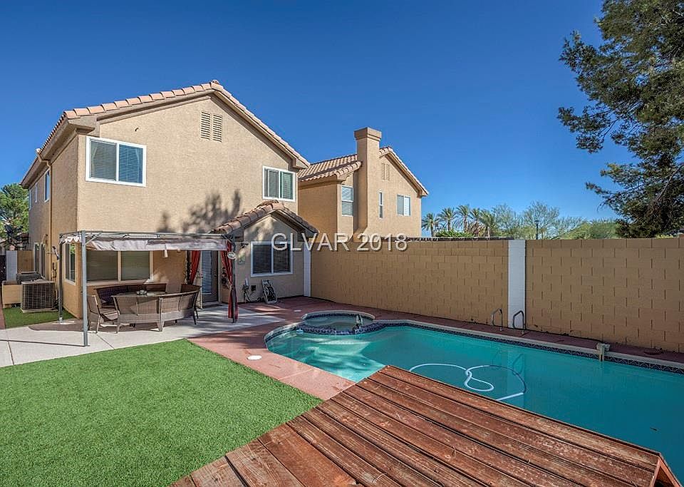 1st image of 905 Carmel Shores Dr