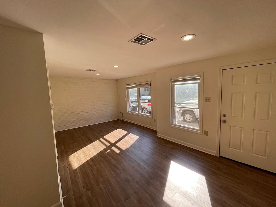1st image of 110 Verret St