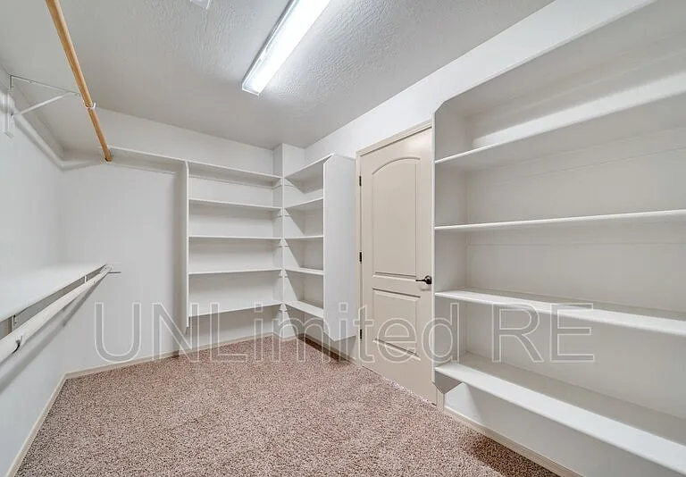 2805 S Flagstone Ln — Photo 11
