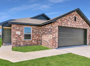 412 Bobbie St, Mabank, TX 75147