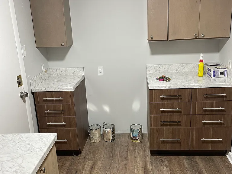 890 Baltic St — Photo 3