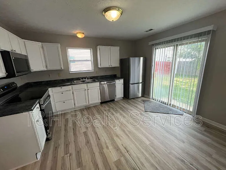 6132 Salanie Pl — Photo 6