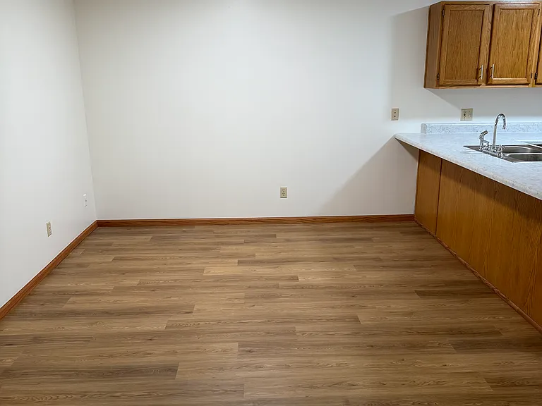 152 Westhaven Dr — Photo 13