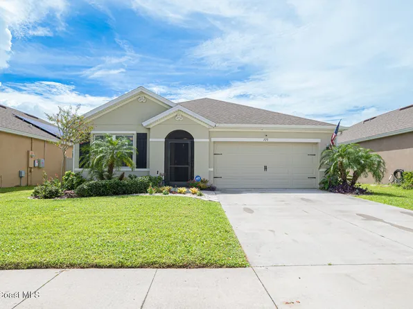 729 Forest Trace Cir, Titusville, FL 32780