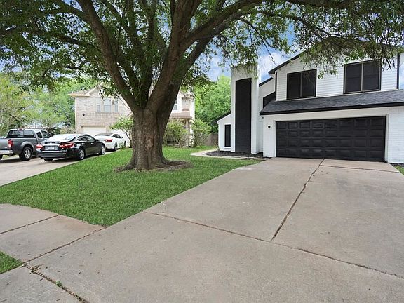 4th image of 11042 Landsbury Cir