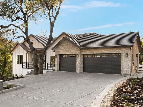 2nd image of 23505 Darkhorse Dr