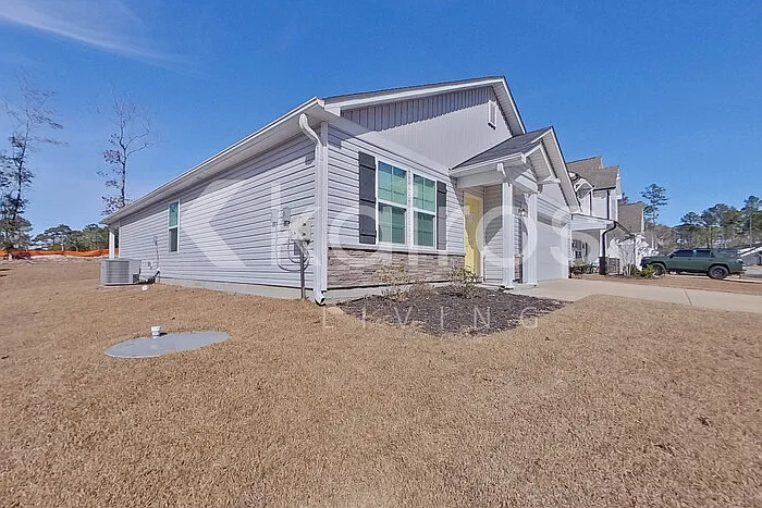Building Photo - 2537 Provence Dr SE