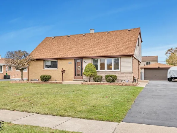 9137 Orchard Ln, Bridgeview, IL 60455