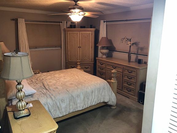 3rd image of 5810 NE 27th Ave #2