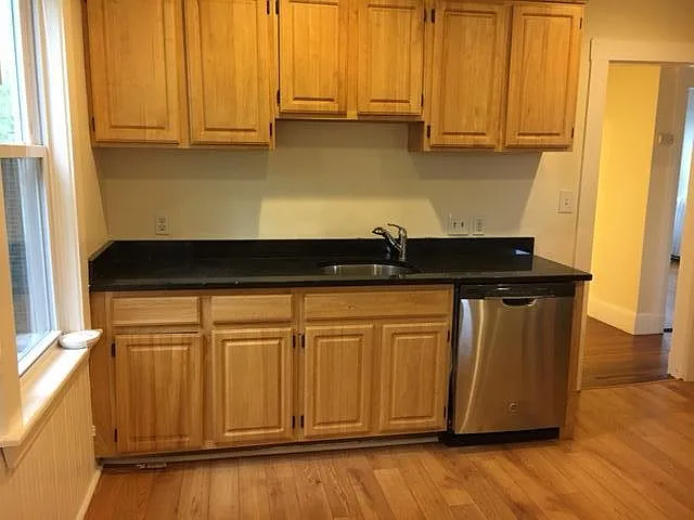 150 Washington St #2 — Photo 15