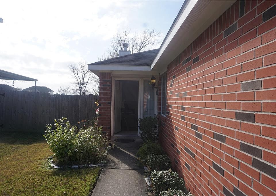 1st image of 1935 Kamren Dr