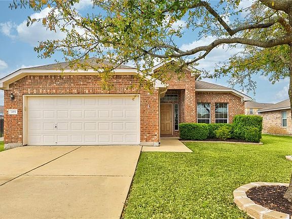 3rd image of 203 S Treasure Oaks Dr