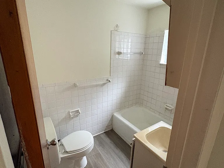 7464 McClure Ave #4 — Photo 6