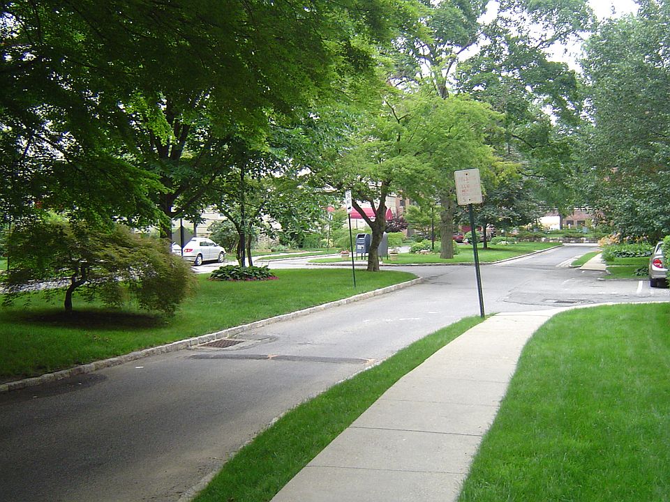 1st image of 3 Park Ln APT 4H
