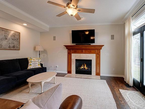 2nd image of 6850 Whitetail Ln