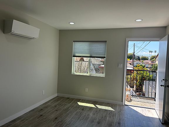 2nd image of 2143 W 82nd St