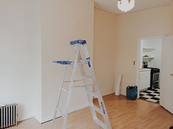 2nd image of 650 Manhattan Ave APT 2
