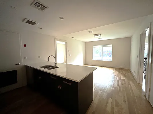 Rented by Akam Sales and Brokerage | media 14