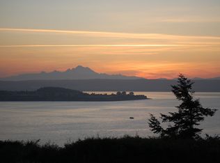 1218 Rainier Ln, Oak Harbor, WA 98277