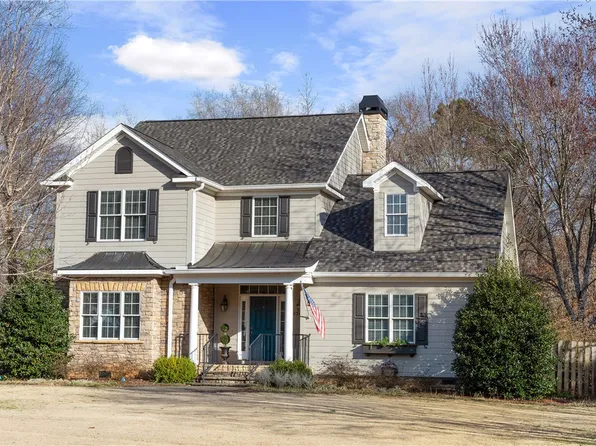 2076 Watercrest Dr, Auburn, AL 36830