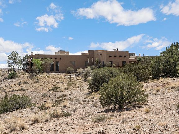 2nd image of 154 Placitas Trails Rd
