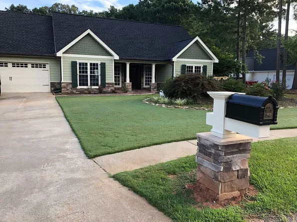 540 Willow Dell Dr, Senoia, GA 30276