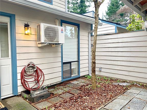 5th image of 1500 Lake Park Dr SW APT 27