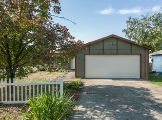 2434 NE Saratoga St, Portland, OR 97211