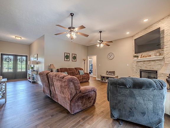 5th image of 175 Pickens Ln