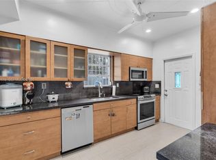 Kensington, Miami, FL 33125