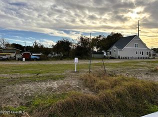 2407 Ferabee Dr, Morehead City, NC 28557